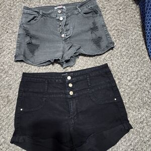 Refuge Gray and Black Jean Shorts